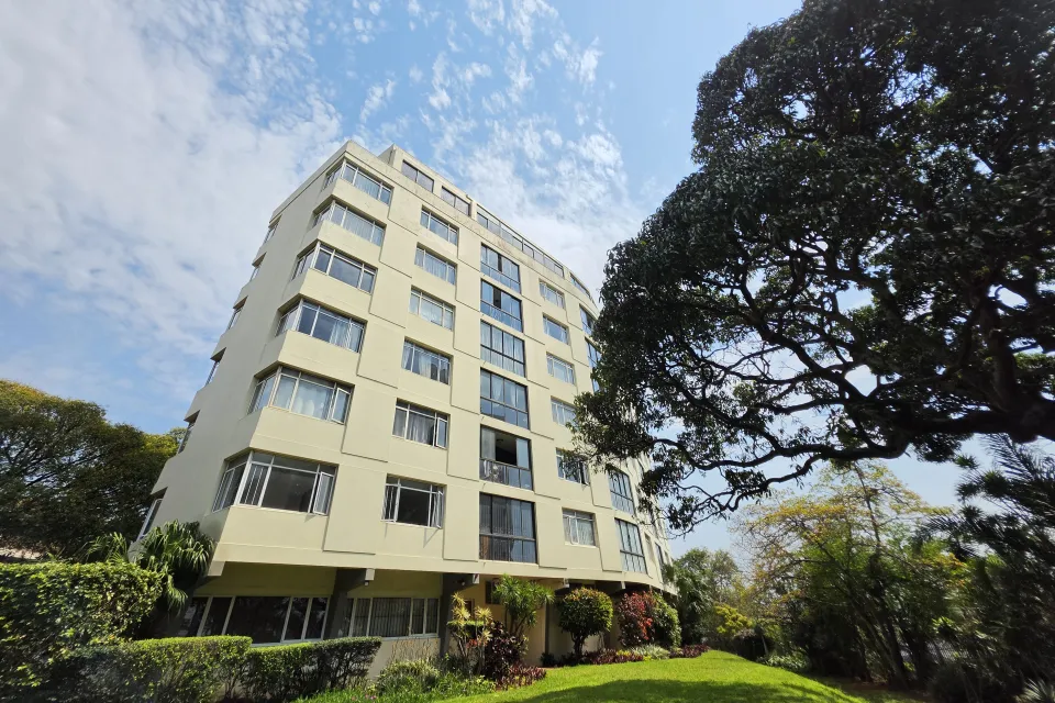 Old World Charm | Glenridge Apartment